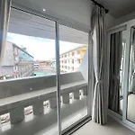 W-9 Hotel Nong Prue