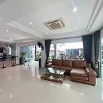 W-9 Hotel Nong Prue