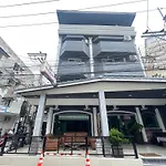 Hotel W-9