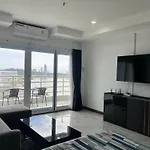 Express View Talay 6 อพาร์ทเม้น Pattaya