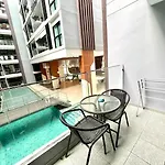 อพาร์ทเม้น 1 Bedroom Tropical Garden Pets Friendly 218a Pattaya