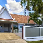 Pool 5bedroom Cosy Big Area Close To The วิลล่า Pattaya