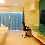 View Talay 6 Pattaya Beach Apartment By Honey