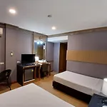 Hotel Pattaya Beach Hotel 2*