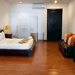 Gazebo Hotel