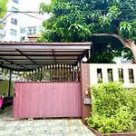 Warisa Happy Pool Villa Near Pattaya Beach