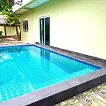 Warisa Happy Pool Near วิลล่า *