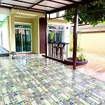 Warisa Happy Pool Near วิลล่า *