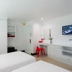 Hotel Arawana Express North 3*
