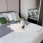 The Base Pattaya, High Floor, Seaview Apartment