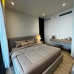 Arom Wongamart By David อพาร์ทเม้น Pattaya