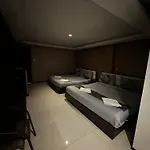 Hop Stays-pattaya Pattaya