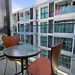 Tropical Garden A Pratumnak Soi 4-5 Apartment Pattaya
