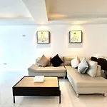 129 Wongamart * Pattaya