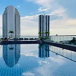 Laguna Bay 2, With Sea View Rooftop Pool Pattaya