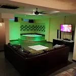 75 Sqm Studio Type Jacuzzi Apartment 101A