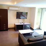 Spacious 65sqm Luxury Loft Type 101b อพาร์ทเม้น *