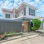 G Sunflowe Pool Villa Central