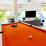 Lumaland Luxury Pool Walking Street