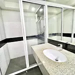 อพาร์ทเม้น 1 Bedroom Tropical Garden Pets Friendly 218a Pattaya