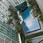 Apartment Center