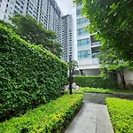 The Base Pattaya, High Floor, Seaview Apartment