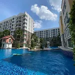 Famous With Pool Apartment *