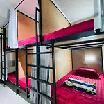 Jomstay *