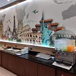 Hotel Vareena Palace