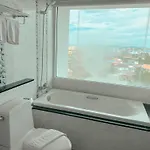 Hotel Vareena Palace Pattaya