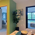 Vay 2 Bedroom 2 In Center Pattaya