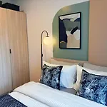 Vay 2 Bedroom 2 In Center * Pattaya