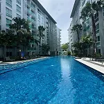 Modern 1br Near Soi Bukouw อพาร์ทเม้น Pattaya
