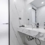 T M L-urban Exquisite Pool -4 Bedrooms & 6 Bathrooms - Private Ktv - Prime Location -family & Group Villa *