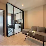 Sea View Walk To Beach & Mall The Base Central Pattaya Condo