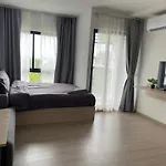 Vay Pothisan Ii * Pattaya
