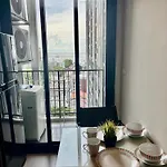 อพาร์ทเม้น The Base Sea View