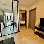 อพาร์ทเม้น The Base Sea View *