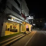 โรงแรม House Of 2*
