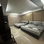 House Of 2*