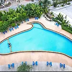 โรงแรมรอยัลพาเลซ 3* Pattaya