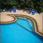 โรงแรมรอยัลพาเลซ 3*