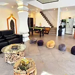Goldland Luxury Pool Walking Street 8 Bedrooms * Pattaya