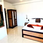 Goldland Luxury Pool Walking Street 8 Bedrooms