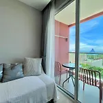 With Waterpark Apartment Pattaya
