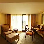 Dusit Thani Resort