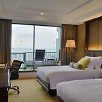 Dusit Thani