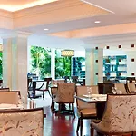 Dusit Thani Resort