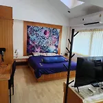 Jolly Guesthouse & Restaurant