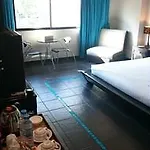 The Venue 3*